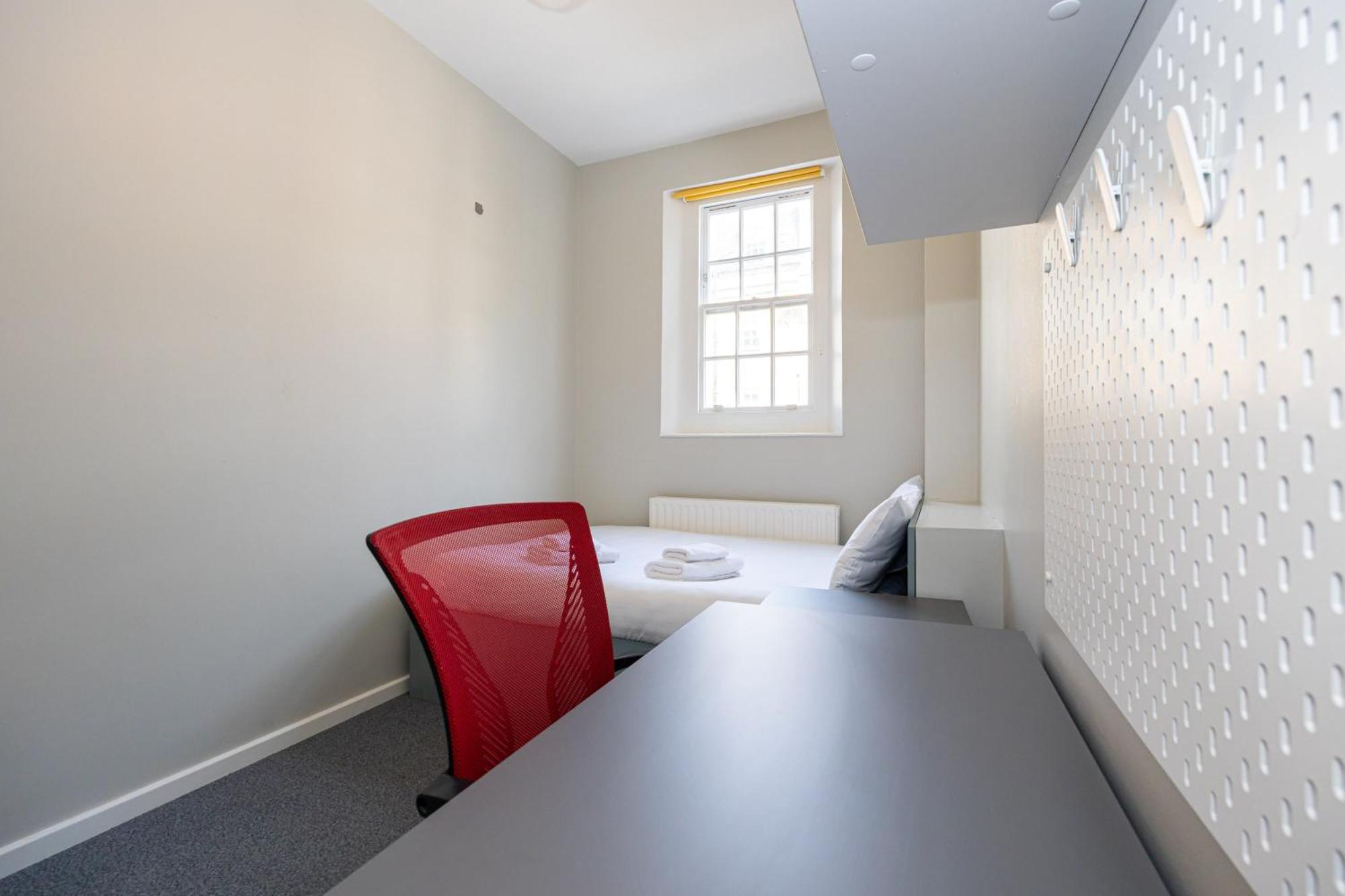 Appartement Spacious With Shared Facilities