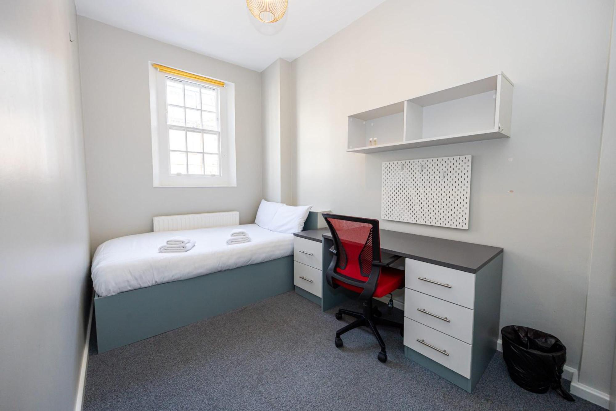 Appartement Spacious With Shared Facilities