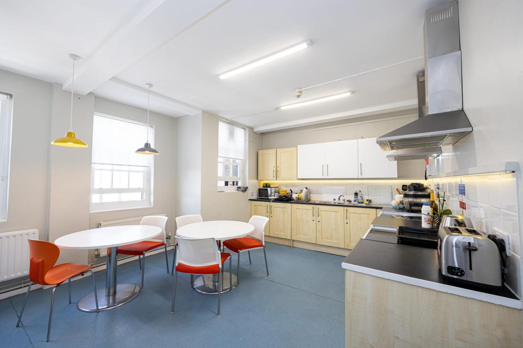 Appartement Spacious With Shared Facilities