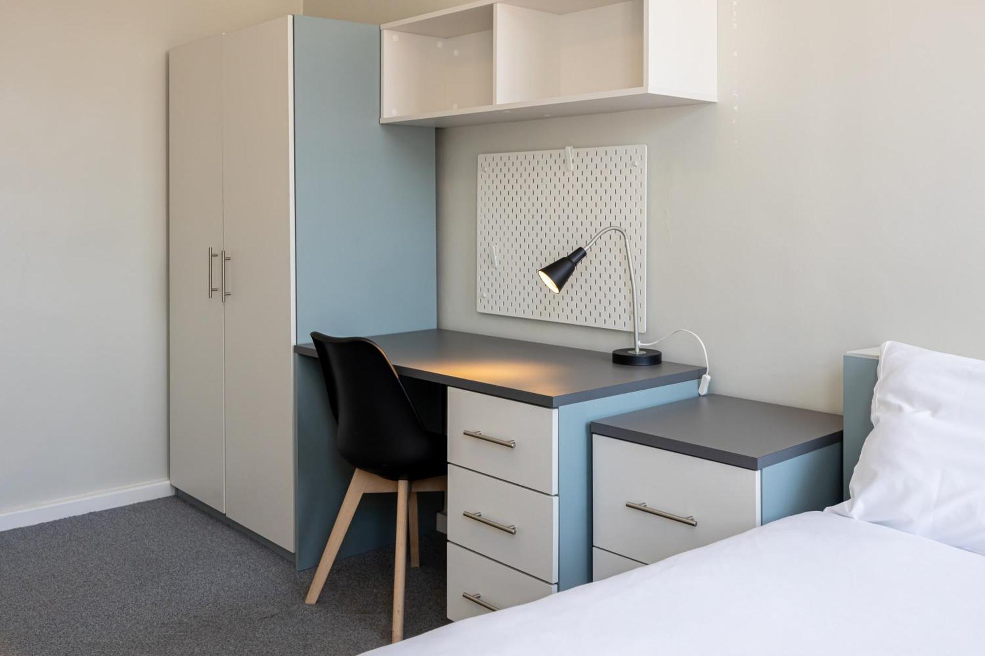 Spacious With Shared Facilities * Londen